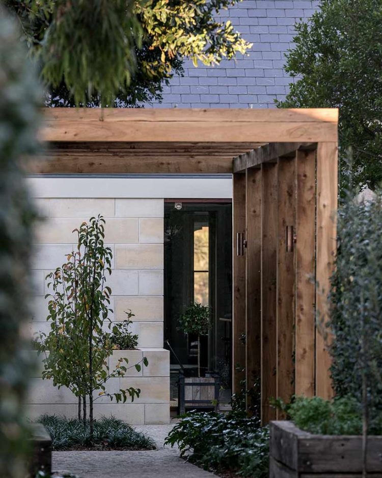 Gerenda pergola a nyári terasz-árnyékolásért